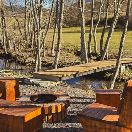 Sanjalica - Riverside Sleeping Barrel By Iglena * Kupres (Canton 10)